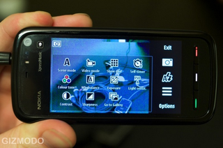 Illustration for article titled Nokia 5800 XpressMusic: Hands-on With Nokia's First S60 Touch Phone